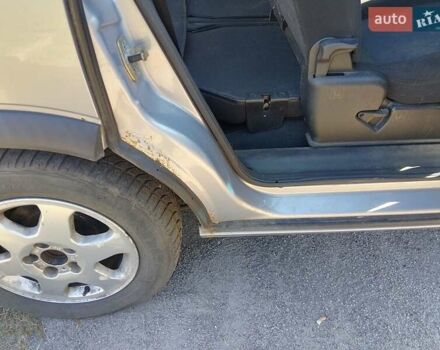 Сірий Опель Зафіра, об'ємом двигуна 1.8 л та пробігом 250 тис. км за 2450 $, фото 28 на Automoto.ua