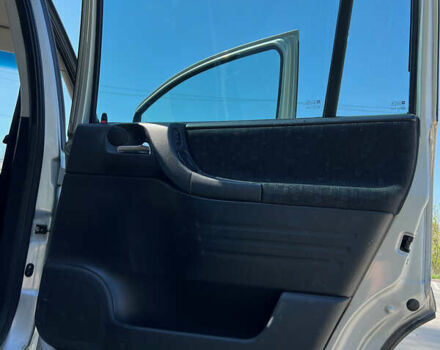 Серый Опель Зафира, объемом двигателя 2 л и пробегом 339 тыс. км за 3900 $, фото 32 на Automoto.ua