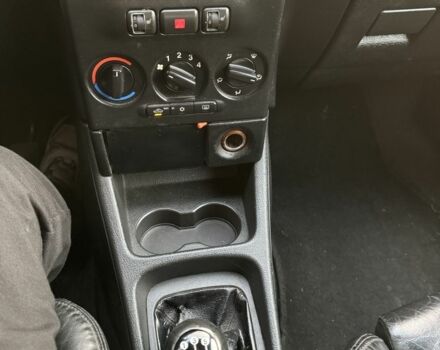 Серый Опель Зафира, объемом двигателя 2.2 л и пробегом 280 тыс. км за 2600 $, фото 11 на Automoto.ua