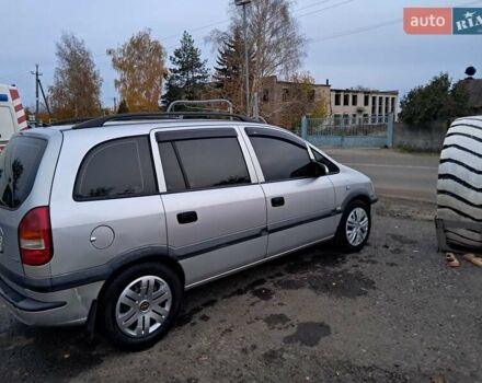 Серый Опель Зафира, объемом двигателя 2 л и пробегом 338 тыс. км за 4300 $, фото 2 на Automoto.ua