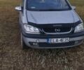 Серый Опель Зафира, объемом двигателя 2.2 л и пробегом 325 тыс. км за 2522 $, фото 1 на Automoto.ua