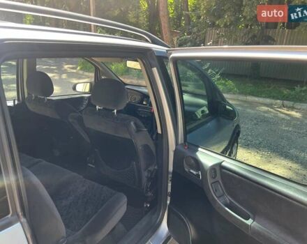 Серый Опель Зафира, объемом двигателя 2.2 л и пробегом 338 тыс. км за 3200 $, фото 11 на Automoto.ua