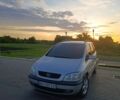 Серый Опель Зафира, объемом двигателя 1.8 л и пробегом 255 тыс. км за 4100 $, фото 1 на Automoto.ua