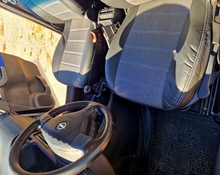 Серый Опель Зафира, объемом двигателя 2.2 л и пробегом 354 тыс. км за 2950 $, фото 9 на Automoto.ua