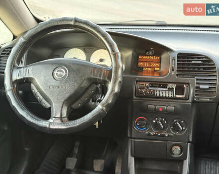 Сірий Опель Зафіра, об'ємом двигуна 2 л та пробігом 330 тис. км за 2950 $, фото 6 на Automoto.ua