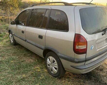 Серый Опель Зафира, объемом двигателя 2.2 л и пробегом 280 тыс. км за 2600 $, фото 2 на Automoto.ua