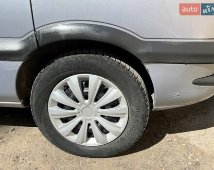 Серый Опель Зафира, объемом двигателя 2.2 л и пробегом 338 тыс. км за 3200 $, фото 4 на Automoto.ua