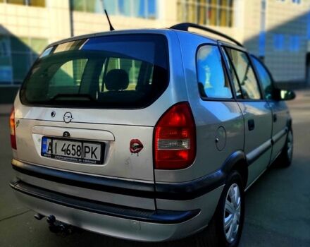 Сірий Опель Зафіра, об'ємом двигуна 2 л та пробігом 236 тис. км за 3500 $, фото 2 на Automoto.ua