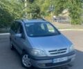 Сірий Опель Зафіра, об'ємом двигуна 2 л та пробігом 330 тис. км за 3100 $, фото 1 на Automoto.ua