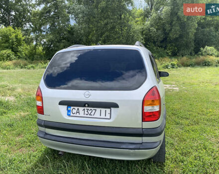 Серый Опель Зафира, объемом двигателя 2.2 л и пробегом 450 тыс. км за 3800 $, фото 10 на Automoto.ua