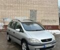 Серый Опель Зафира, объемом двигателя 1.6 л и пробегом 159 тыс. км за 1800 $, фото 1 на Automoto.ua