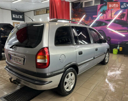 Серый Опель Зафира, объемом двигателя 1.8 л и пробегом 300 тыс. км за 4500 $, фото 4 на Automoto.ua