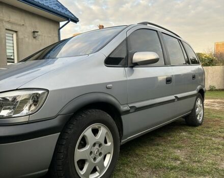 Сірий Опель Зафіра, об'ємом двигуна 1.8 л та пробігом 250 тис. км за 4849 $, фото 2 на Automoto.ua