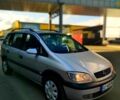 Сірий Опель Зафіра, об'ємом двигуна 2 л та пробігом 236 тис. км за 3500 $, фото 1 на Automoto.ua
