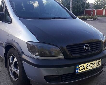 Серый Опель Зафира, объемом двигателя 2.2 л и пробегом 300 тыс. км за 3000 $, фото 3 на Automoto.ua