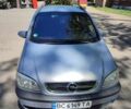 Сірий Опель Зафіра, об'ємом двигуна 2.2 л та пробігом 318 тис. км за 1800 $, фото 1 на Automoto.ua