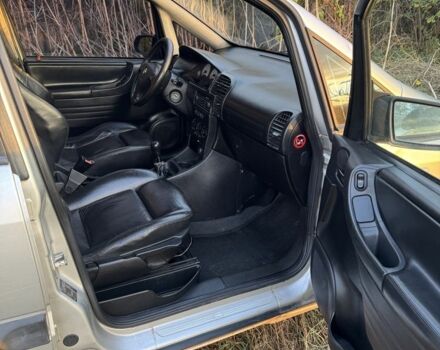 Серый Опель Зафира, объемом двигателя 2.2 л и пробегом 280 тыс. км за 2600 $, фото 8 на Automoto.ua