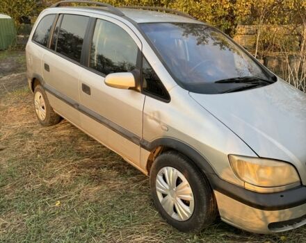 Серый Опель Зафира, объемом двигателя 2.2 л и пробегом 280 тыс. км за 2600 $, фото 5 на Automoto.ua