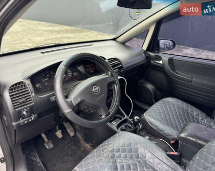 Серый Опель Зафира, объемом двигателя 2 л и пробегом 340 тыс. км за 3900 $, фото 12 на Automoto.ua