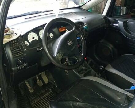 Серый Опель Зафира, объемом двигателя 1.8 л и пробегом 235 тыс. км за 3312 $, фото 4 на Automoto.ua