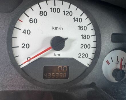 Серый Опель Зафира, объемом двигателя 2 л и пробегом 380 тыс. км за 1670 $, фото 9 на Automoto.ua