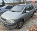 Серый Опель Зафира, объемом двигателя 2 л и пробегом 200 тыс. км за 1999 $, фото 1 на Automoto.ua