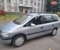 Серый Опель Зафира, объемом двигателя 2 л и пробегом 317 тыс. км за 4000 $, фото 2 на Automoto.ua
