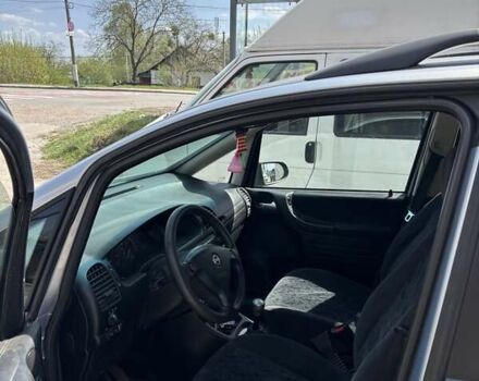 Опель Зафира 2002 в Житомире на Automoto.ua Серый Опель Зафира, объемом двигателя 1.6 л и пробегом 300 тыс. км за 3300 $, фото 6 на Automoto.ua