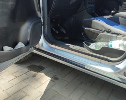 Сірий Опель Зафіра, об'ємом двигуна 2.2 л та пробігом 318 тис. км за 1800 $, фото 13 на Automoto.ua