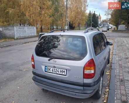 Серый Опель Зафира, объемом двигателя 2 л и пробегом 317 тыс. км за 4000 $, фото 3 на Automoto.ua