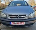 Серый Опель Зафира, объемом двигателя 2.2 л и пробегом 284 тыс. км за 1550 $, фото 1 на Automoto.ua