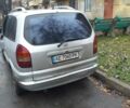 Серый Опель Зафира, объемом двигателя 2.2 л и пробегом 300 тыс. км за 4000 $, фото 1 на Automoto.ua