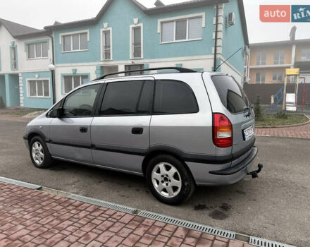 Серый Опель Зафира, объемом двигателя 2 л и пробегом 373 тыс. км за 3799 $, фото 13 на Automoto.ua