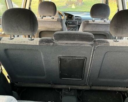 Серый Опель Зафира, объемом двигателя 2 л и пробегом 360 тыс. км за 3850 $, фото 12 на Automoto.ua