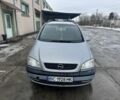 Серый Опель Зафира, объемом двигателя 1.8 л и пробегом 240 тыс. км за 3150 $, фото 1 на Automoto.ua