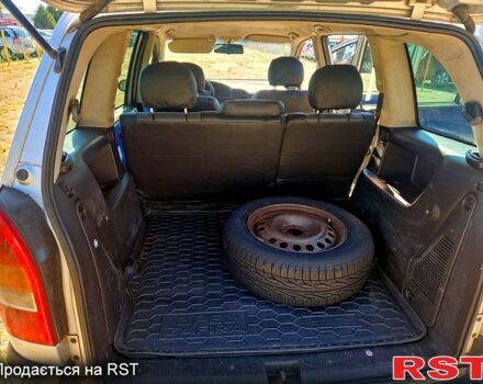 Серый Опель Зафира, объемом двигателя 2.2 л и пробегом 354 тыс. км за 2950 $, фото 8 на Automoto.ua