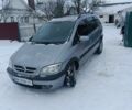 Серый Опель Зафира, объемом двигателя 2 л и пробегом 308 тыс. км за 3900 $, фото 1 на Automoto.ua
