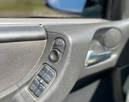 Серый Опель Зафира, объемом двигателя 1.8 л и пробегом 255 тыс. км за 4500 $, фото 9 на Automoto.ua