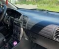 Серый Опель Зафира, объемом двигателя 1.8 л и пробегом 255 тыс. км за 4500 $, фото 42 на Automoto.ua