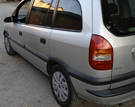 Серый Опель Зафира, объемом двигателя 2 л и пробегом 280 тыс. км за 4000 $, фото 1 на Automoto.ua