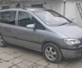 Серый Опель Зафира, объемом двигателя 1.8 л и пробегом 185 тыс. км за 4000 $, фото 1 на Automoto.ua