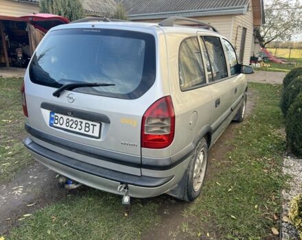 Серый Опель Зафира, объемом двигателя 2 л и пробегом 300 тыс. км за 1950 $, фото 2 на Automoto.ua