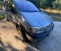 Серый Опель Зафира, объемом двигателя 2.2 л и пробегом 300 тыс. км за 2850 $, фото 2 на Automoto.ua