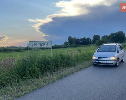 Сірий Опель Зафіра, об'ємом двигуна 2 л та пробігом 211 тис. км за 4300 $, фото 25 на Automoto.ua