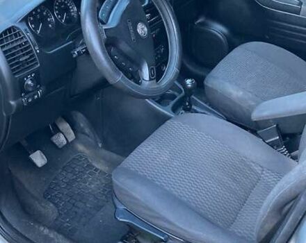 Сірий Опель Зафіра, об'ємом двигуна 1.8 л та пробігом 427 тис. км за 3299 $, фото 4 на Automoto.ua