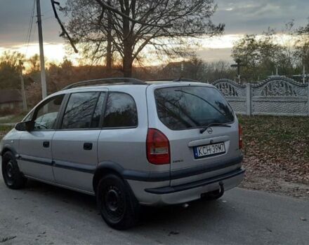 Серый Опель Зафира, объемом двигателя 2 л и пробегом 243 тыс. км за 1799 $, фото 2 на Automoto.ua