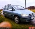 Серый Опель Зафира, объемом двигателя 1.6 л и пробегом 183 тыс. км за 3800 $, фото 1 на Automoto.ua