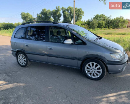 Серый Опель Зафира, объемом двигателя 1.6 л и пробегом 229 тыс. км за 4200 $, фото 8 на Automoto.ua
