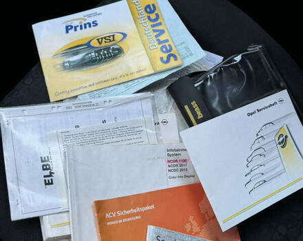 Серый Опель Зафира, объемом двигателя 1.8 л и пробегом 198 тыс. км за 4499 $, фото 6 на Automoto.ua