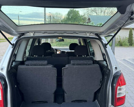 Серый Опель Зафира, объемом двигателя 1.8 л и пробегом 198 тыс. км за 4499 $, фото 26 на Automoto.ua